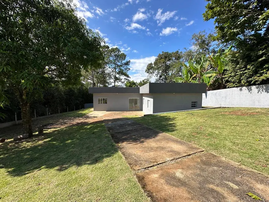 Foto 2 de Chácara à venda em Estância San Remo, Atibaia - SP
