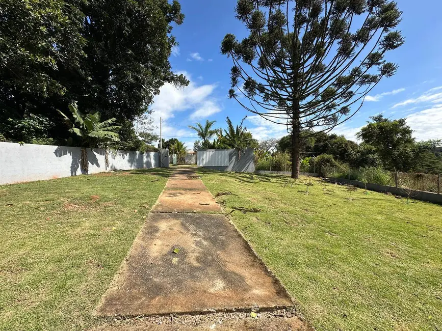 Foto 16 de Chácara à venda em Estância San Remo, Atibaia - SP