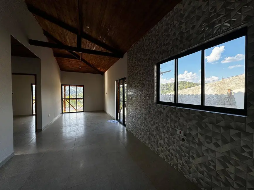 Foto 5 de Casa com 2 quartos à venda, 370m2 em Mairipora - SP