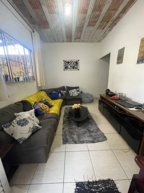 Foto 3 de Casa com 2 quartos à venda, 130m2 em Mairipora - SP