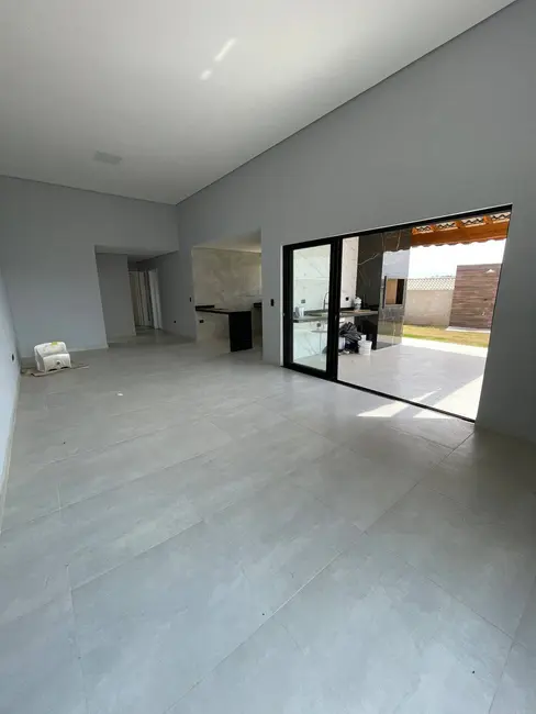 Foto 4 de Casa com 3 quartos à venda, 500m2 em Mairipora - SP