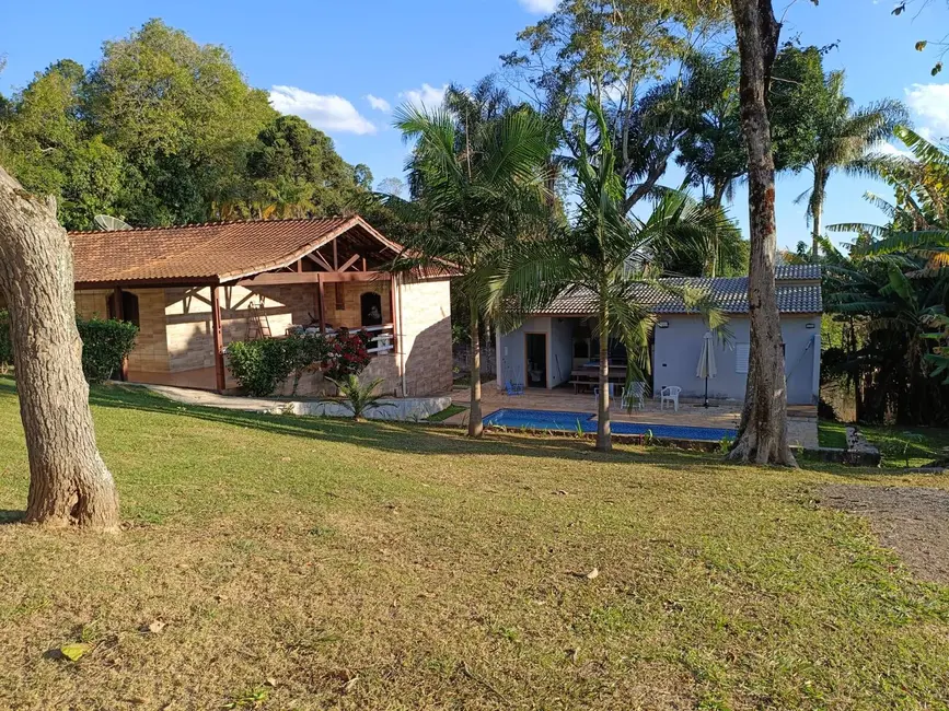 Foto 4 de Chácara com 2 quartos à venda, 135m2 em Mairipora - SP