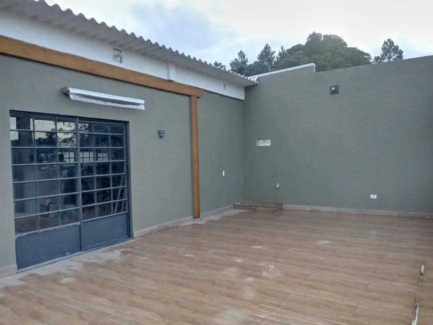 Foto 3 de Casa com 1 quarto à venda e para alugar, 250m2 em Mairipora - SP