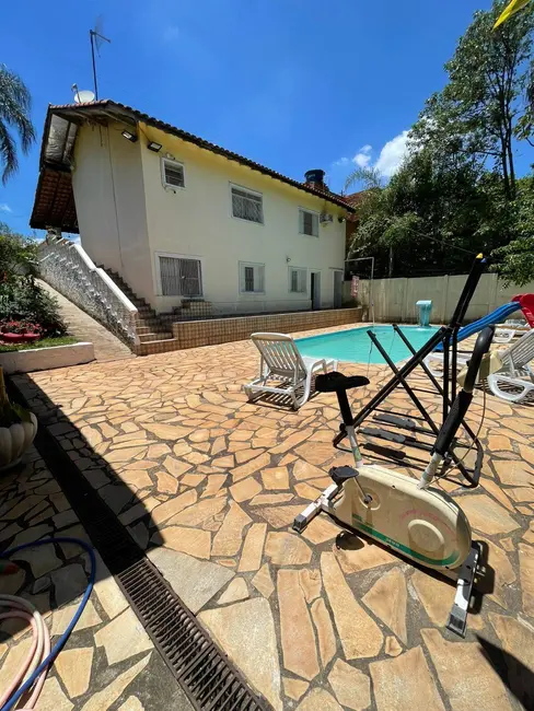 Foto 3 de Chácara com 3 quartos à venda, 1580m2 em Mairipora - SP