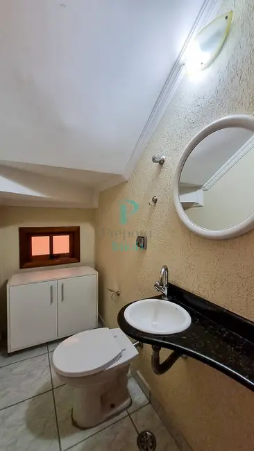 Foto 3 de Sobrado com 3 quartos à venda, 243m2 em Umuarama, Osasco - SP