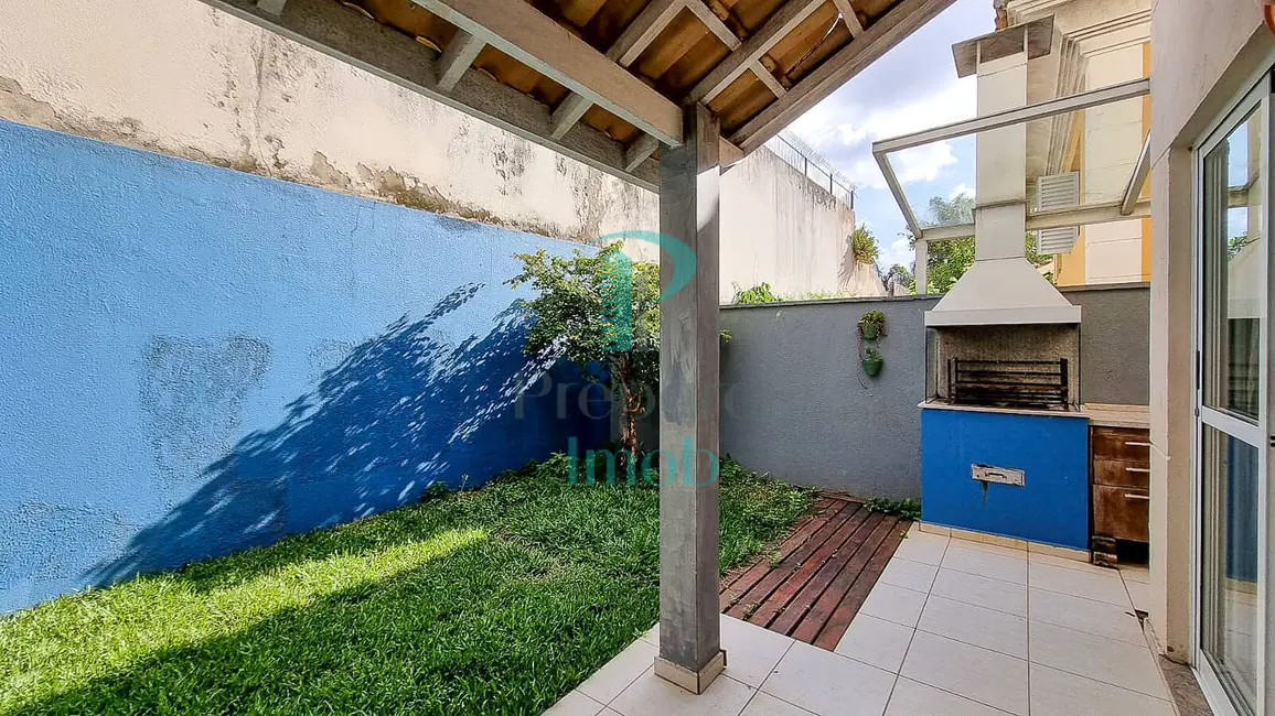 Sobrado com 3 quartos à venda, 110m2 em Umuarama, Osasco - SP - imagem 3 Foto 3 de Sobrado com 3 quartos à venda, 110m2 em Umuarama, Osasco - SP