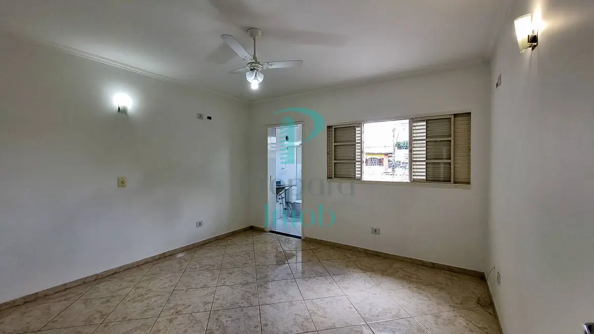Casa com 3 quartos à venda, 293m2 em Vila Campesina, Osasco - SP - imagem 6 Foto 6 de Casa com 3 quartos à venda, 293m2 em Vila Campesina, Osasco - SP