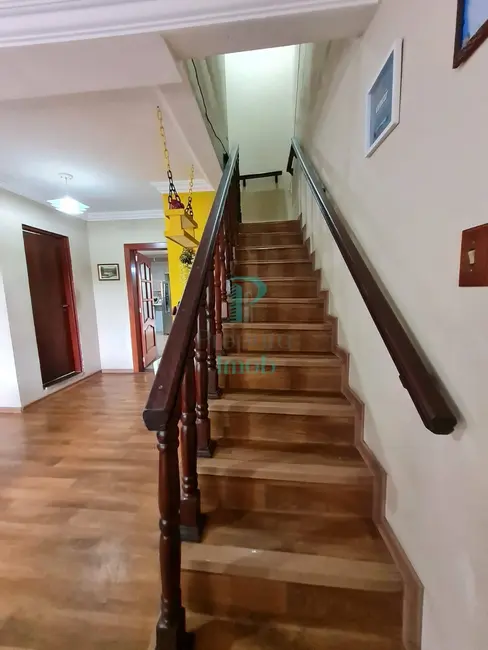 Foto 2 de Sobrado com 5 quartos à venda, 244m2 em Jardim das Flores, Osasco - SP