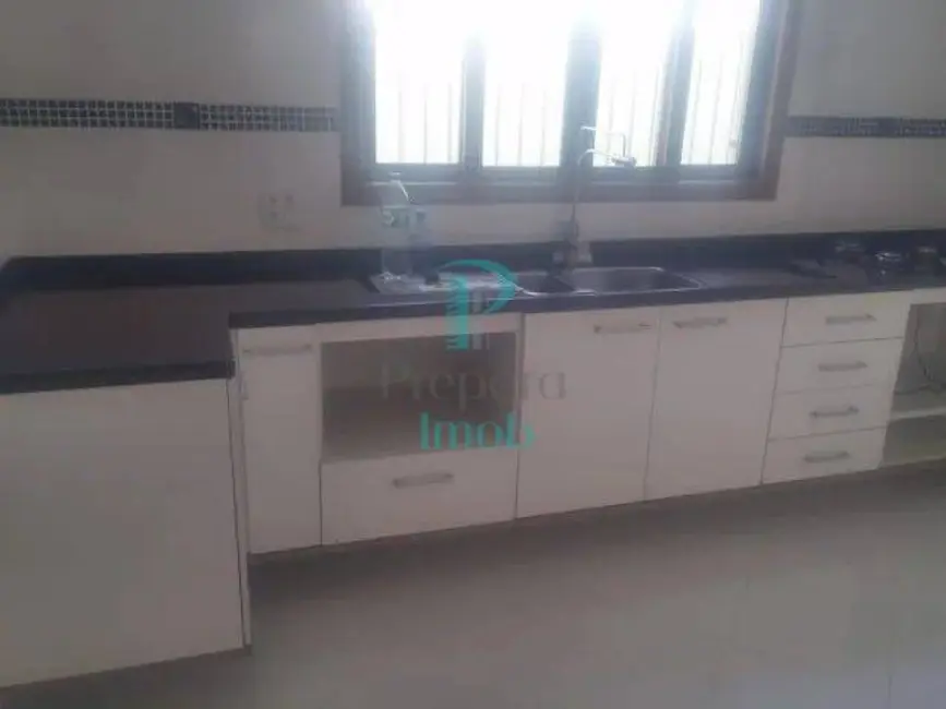 Foto 3 de Casa com 3 quartos à venda, 201m2 em Parque Continental, São Paulo - SP