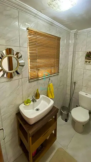 Sobrado com 4 quartos à venda, 216m2 em Jaguaribe, Osasco - SP - imagem 3 Foto 3 de Sobrado com 4 quartos à venda, 216m2 em Jaguaribe, Osasco - SP