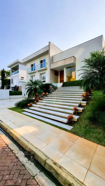 Foto 2 de Casa com 5 quartos à venda, 768m2 em Umuarama, Osasco - SP