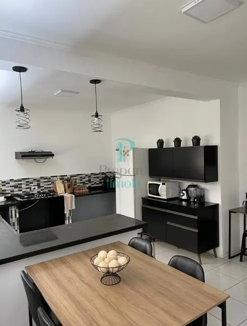 Foto 4 de Sobrado com 3 quartos à venda, 250m2 em Quitaúna, Osasco - SP