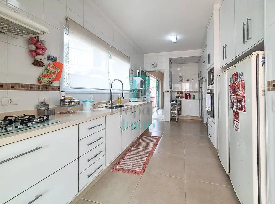 Foto 7 de Casa com 4 quartos à venda, 378m2 em Umuarama, Osasco - SP