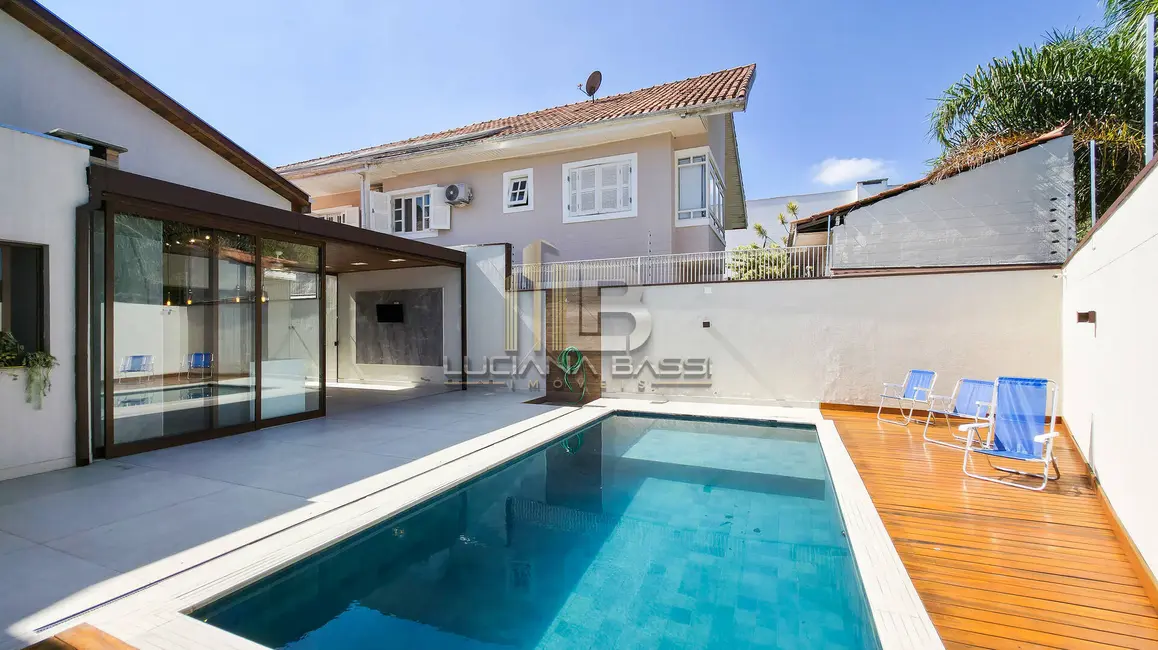 Casa à venda, 511m2 em Parque dos Príncipes, São Paulo - SP - imagem 1 Foto 1 de Casa à venda, 511m2 em Parque dos Príncipes, São Paulo - SP