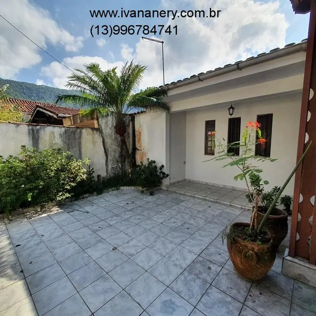 Casa com 3 quartos à venda, 129m2 em Solemar, Praia Grande - SP - imagem 2 Foto 2 de Casa com 3 quartos à venda, 129m2 em Solemar, Praia Grande - SP
