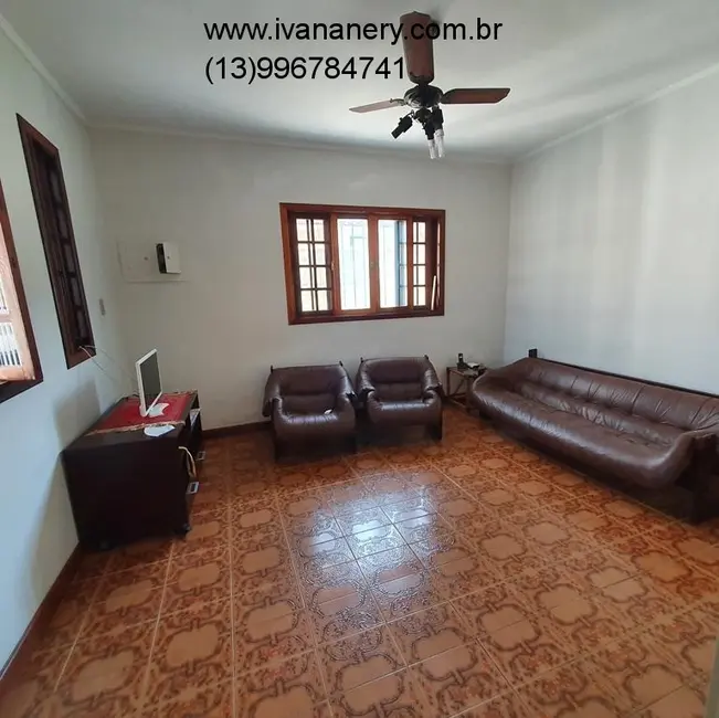 Casa com 3 quartos à venda, 129m2 em Solemar, Praia Grande - SP - imagem 6 Foto 6 de Casa com 3 quartos à venda, 129m2 em Solemar, Praia Grande - SP