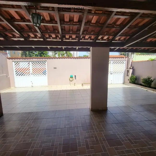 Foto 4 de Casa com 4 quartos à venda, 185m2 em Mongagua - SP