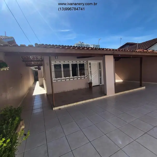 Foto 1 de Casa com 4 quartos à venda, 185m2 em Mongagua - SP