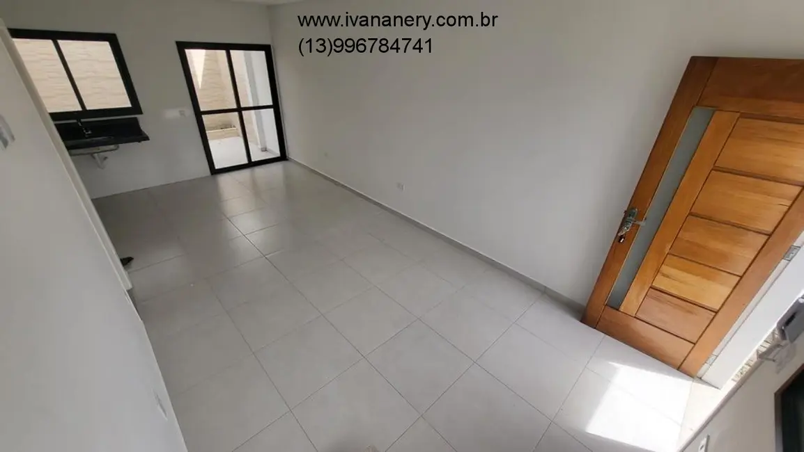 Foto 2 de Casa de Condomínio com 2 quartos à venda, 74m2 em Mongagua - SP