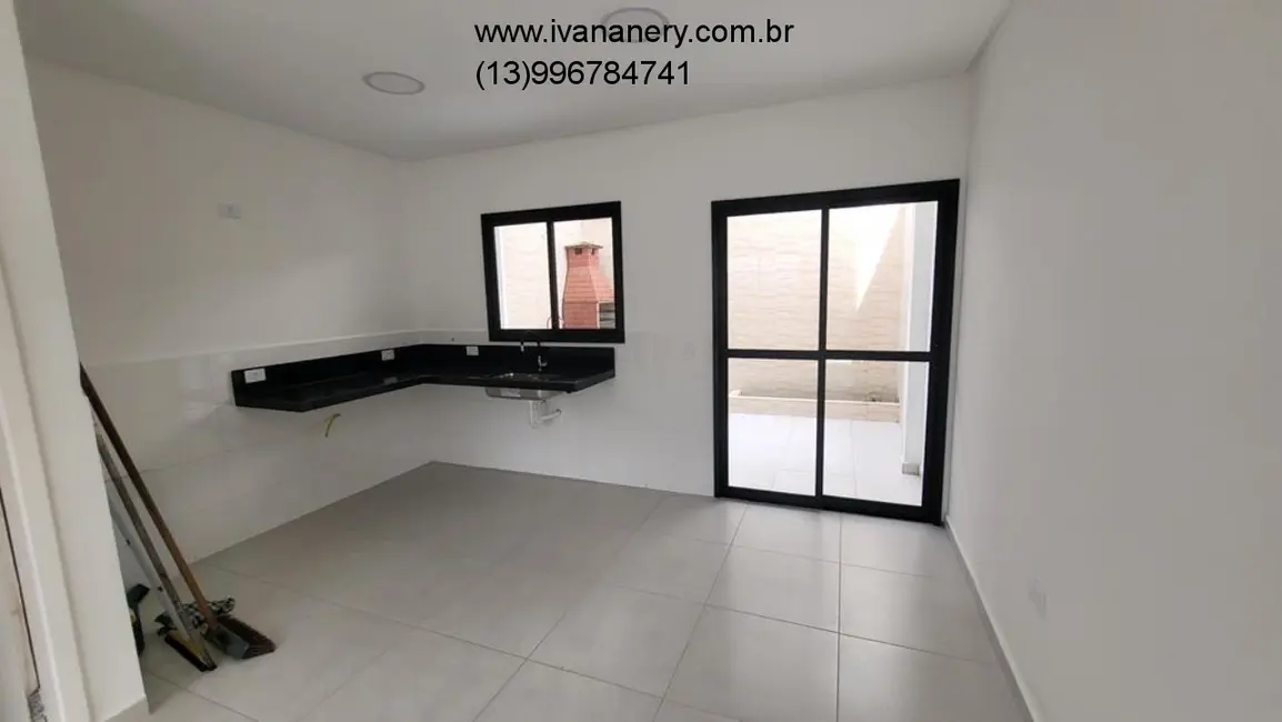 Foto 3 de Casa de Condomínio com 2 quartos à venda, 74m2 em Mongagua - SP