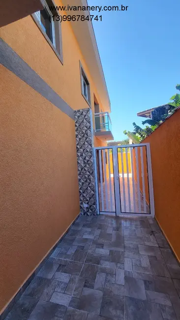 Casa de Condomínio com 2 quartos à venda, 72m2 em Itanhaem - SP - imagem 3 Foto 3 de Casa de Condomínio com 2 quartos à venda, 72m2 em Itanhaem - SP