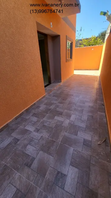 Casa de Condomínio com 2 quartos à venda, 72m2 em Itanhaem - SP - imagem 4 Foto 4 de Casa de Condomínio com 2 quartos à venda, 72m2 em Itanhaem - SP