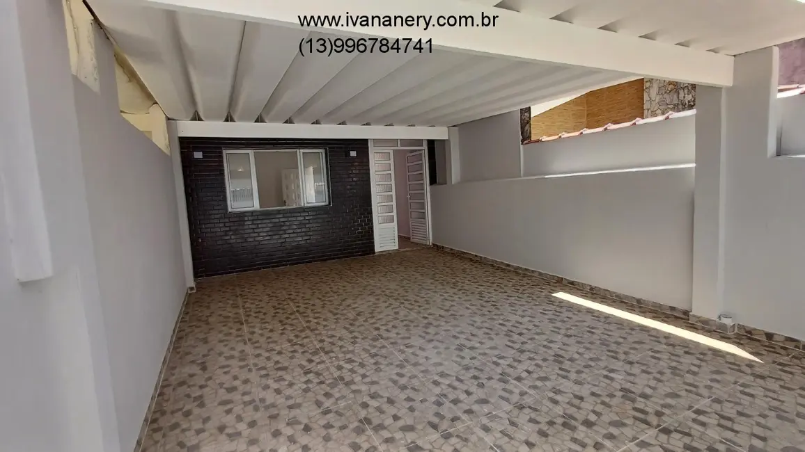 Foto 4 de Casa com 4 quartos à venda, 127m2 em Mongagua - SP
