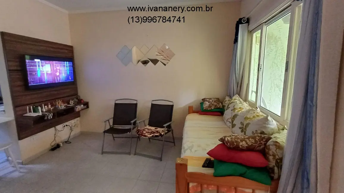 Foto 2 de Casa de Condomínio com 2 quartos à venda, 80m2 em Centro, Mongagua - SP