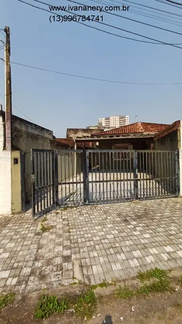 Foto 2 de Casa com 2 quartos à venda, 86m2 em Mongagua - SP