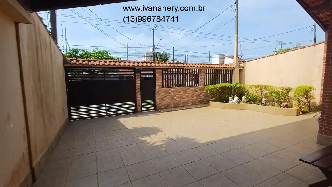 Foto 8 de Casa com 3 quartos à venda, 127m2 em Itanhaem - SP