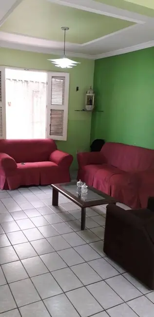 Casa com 5 quartos à venda, 230m2 em Presidente Kennedy, Fortaleza - CE - imagem 8 Foto 8 de Casa com 5 quartos à venda, 230m2 em Presidente Kennedy, Fortaleza - CE