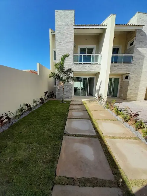 Foto 2 de Casa com 4 quartos à venda, 116m2 em Eusebio - CE