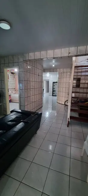 Foto 8 de Casa com 5 quartos à venda, 216m2 em Quintino Cunha, Fortaleza - CE