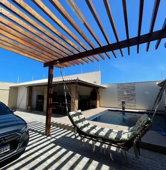 Foto 2 de Casa com 3 quartos à venda, 432m2 em Aquiraz - CE