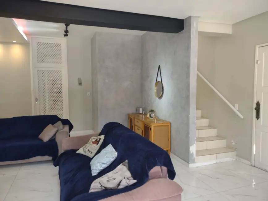 Casa com 6 quartos à venda, 289m2 em Parquelândia, Fortaleza - CE - imagem 3 Foto 3 de Casa com 6 quartos à venda, 289m2 em Parquelândia, Fortaleza - CE