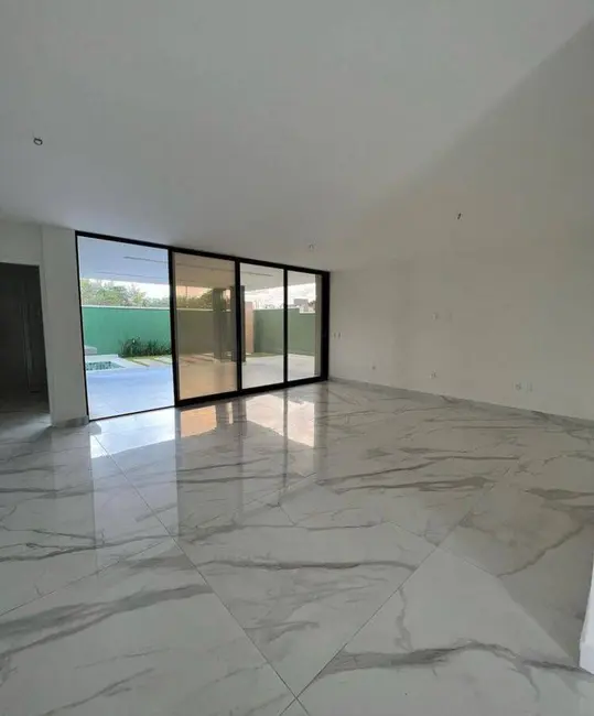 Casa com 5 quartos à venda, 403m2 em Eusebio - CE - imagem 6 Foto 6 de Casa com 5 quartos à venda, 403m2 em Eusebio - CE