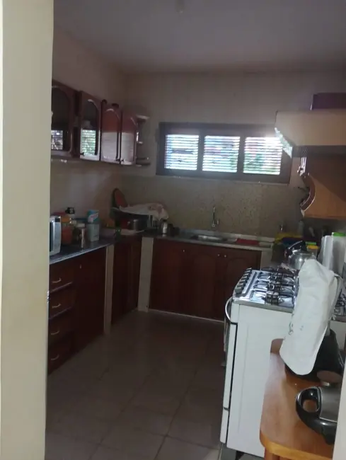 Casa com 3 quartos à venda, 430m2 em Bom Futuro, Fortaleza - CE - imagem 2 Foto 2 de Casa com 3 quartos à venda, 430m2 em Bom Futuro, Fortaleza - CE