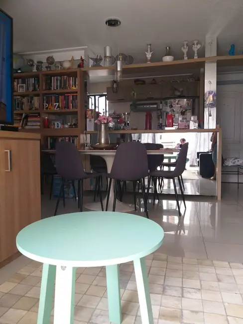 Foto 4 de Apartamento com 2 quartos à venda, 63m2 em Meireles, Fortaleza - CE