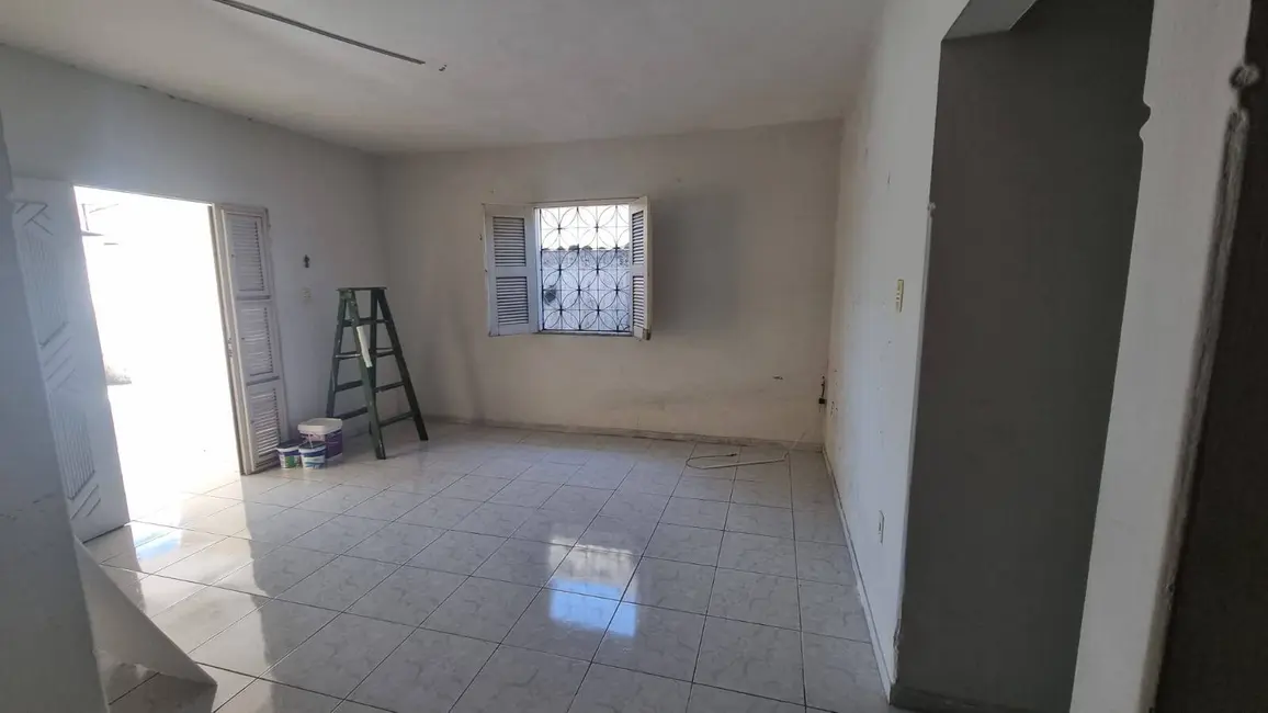 Casa com 3 quartos à venda, 280m2 em Jardim Iracema, Fortaleza - CE - imagem 6 Foto 6 de Casa com 3 quartos à venda, 280m2 em Jardim Iracema, Fortaleza - CE