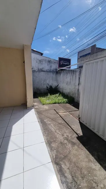 Foto 2 de Casa com 3 quartos à venda, 280m2 em Jardim Iracema, Fortaleza - CE
