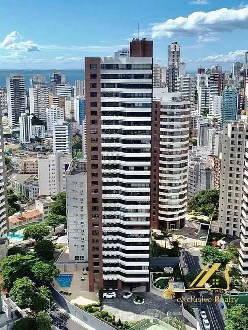 Foto 2 de Apartamento com 4 quartos à venda, 268m2 em Barra, Salvador - BA