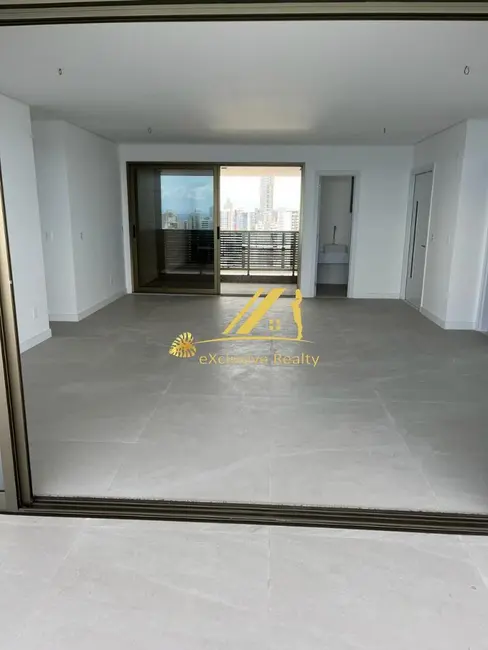 Apartamento com 4 quartos à venda, 210m2 em Barra, Salvador - BA - imagem 2 Foto 2 de Apartamento com 4 quartos à venda, 210m2 em Barra, Salvador - BA