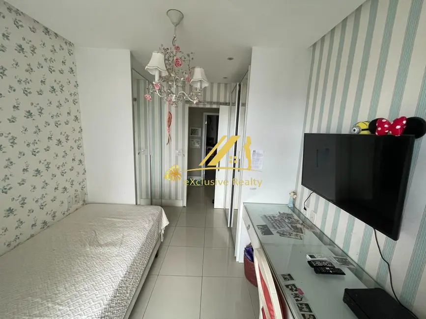 Foto 4 de Apartamento com 3 quartos à venda, 145m2 em Patamares, Salvador - BA