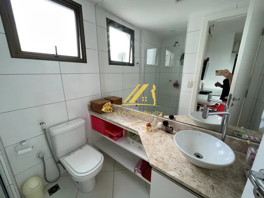 Foto 3 de Apartamento com 3 quartos à venda, 145m2 em Patamares, Salvador - BA
