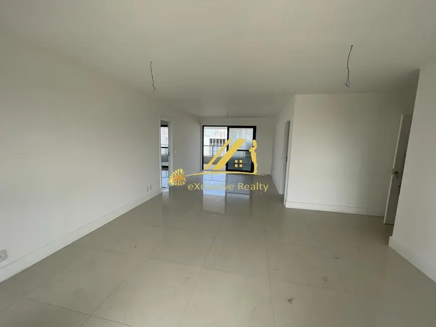 Foto 1 de Apartamento com 4 quartos à venda, 275m2 em Ondina, Salvador - BA