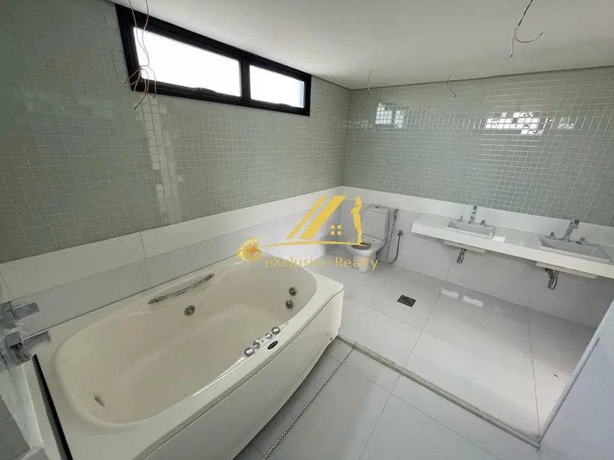 Foto 4 de Apartamento com 4 quartos à venda, 275m2 em Ondina, Salvador - BA