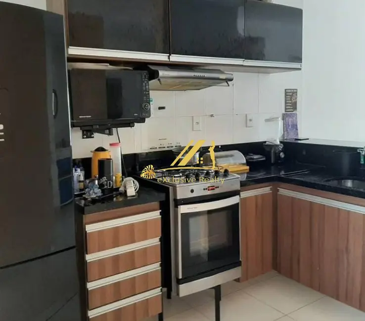 Foto 2 de Apartamento com 2 quartos à venda, 70m2 em Camacari - BA