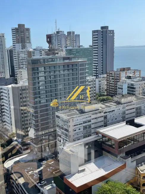 Foto 2 de Apartamento com 4 quartos para alugar, 219m2 em Campo Grande, Salvador - BA