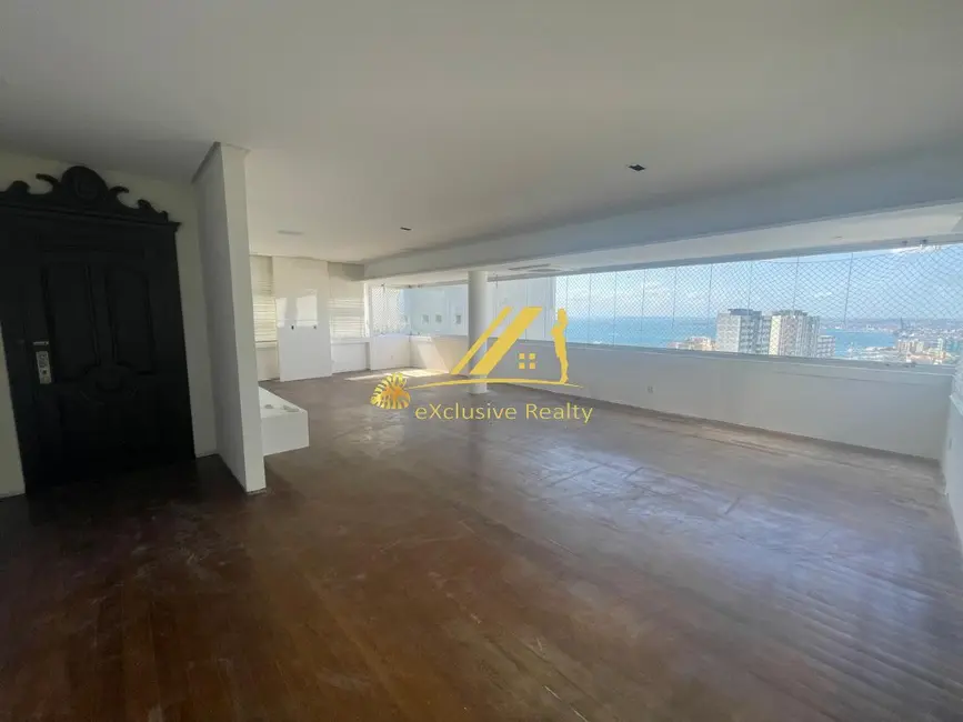 Foto 1 de Apartamento com 4 quartos para alugar, 219m2 em Campo Grande, Salvador - BA