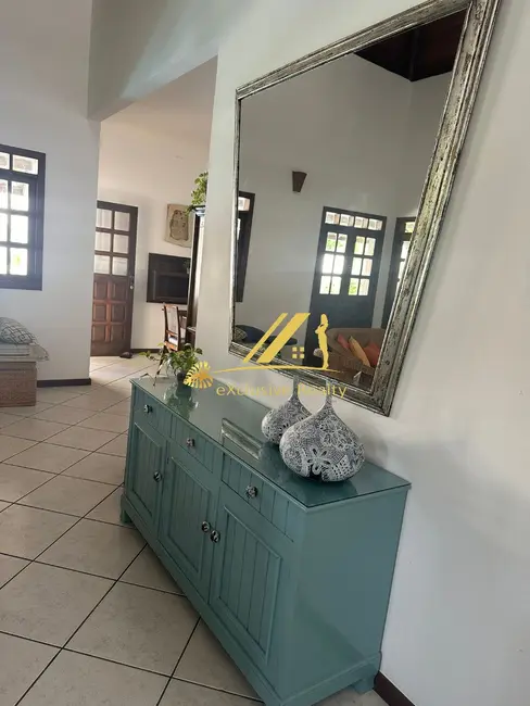 Foto 2 de Casa de Condomínio com 5 quartos para alugar, 350m2 em Camacari - BA